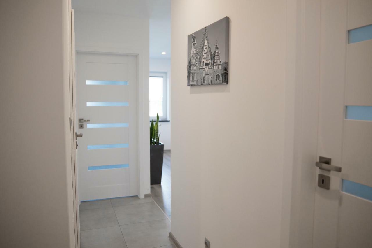 Apartament 102 G&W Apartment Wroclaw Ngoại thất bức ảnh