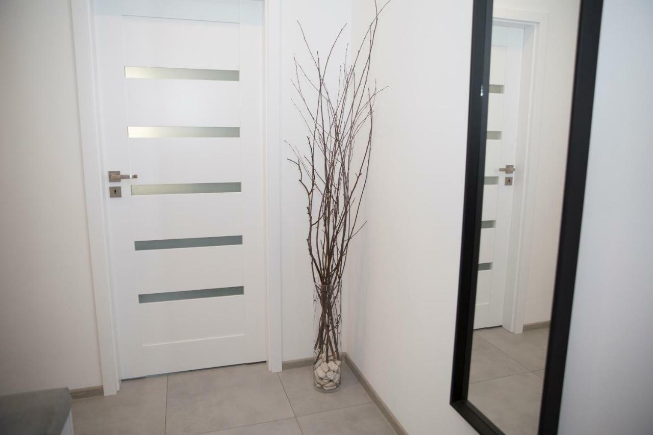 Apartament 102 G&W Apartment Wroclaw Ngoại thất bức ảnh