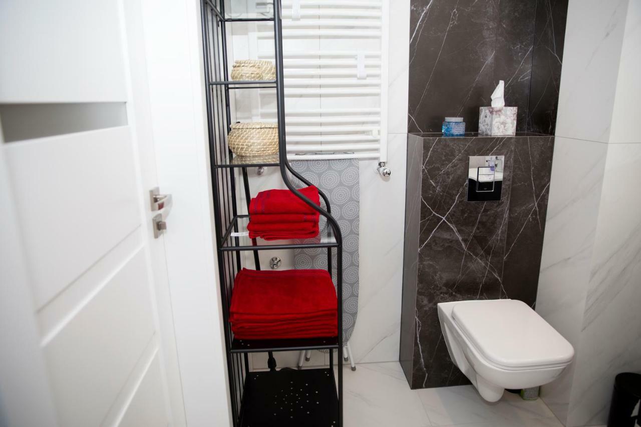 Apartament 102 G&W Apartment Wroclaw Ngoại thất bức ảnh