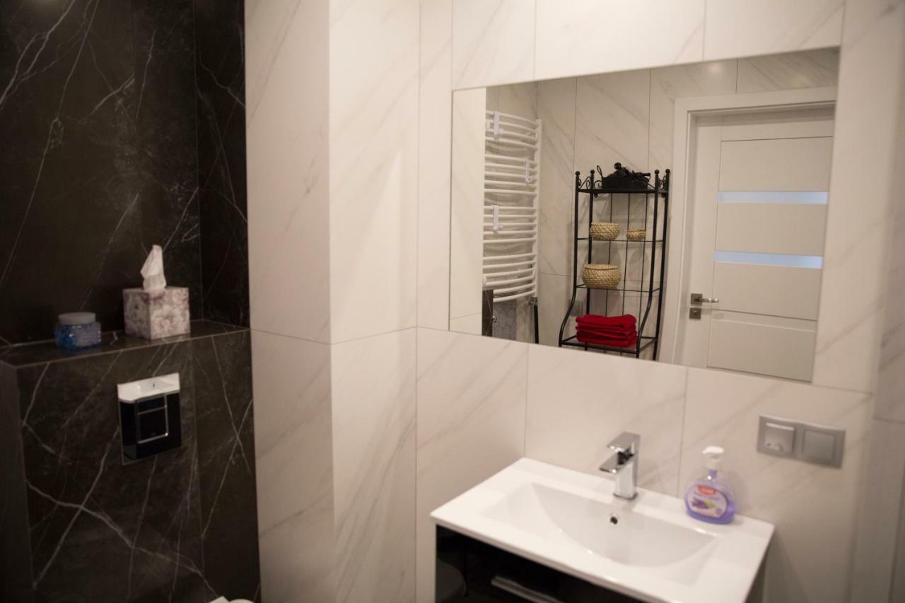Apartament 102 G&W Apartment Wroclaw Ngoại thất bức ảnh