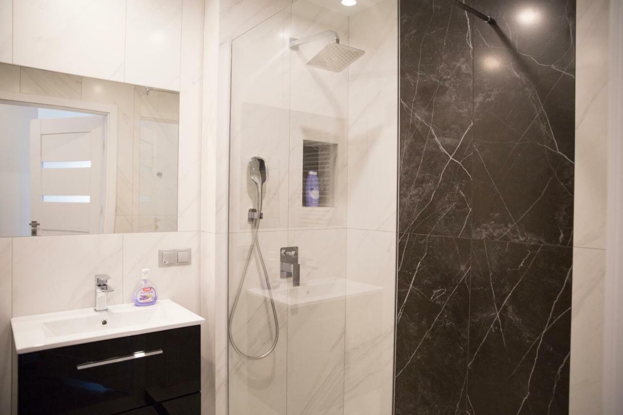 Apartament 102 G&W Apartment Wroclaw Ngoại thất bức ảnh