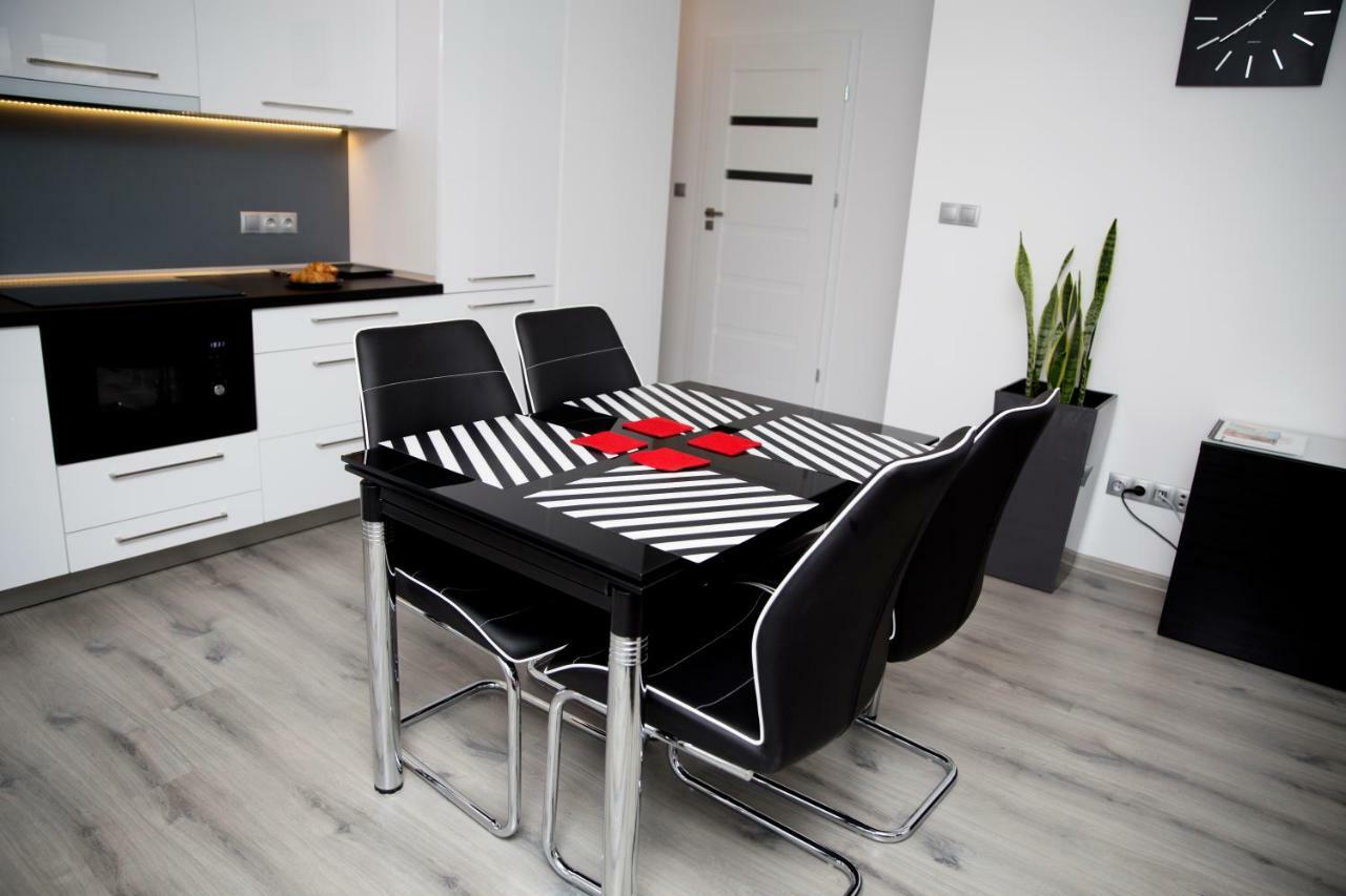 Apartament 102 G&W Apartment Wroclaw Ngoại thất bức ảnh