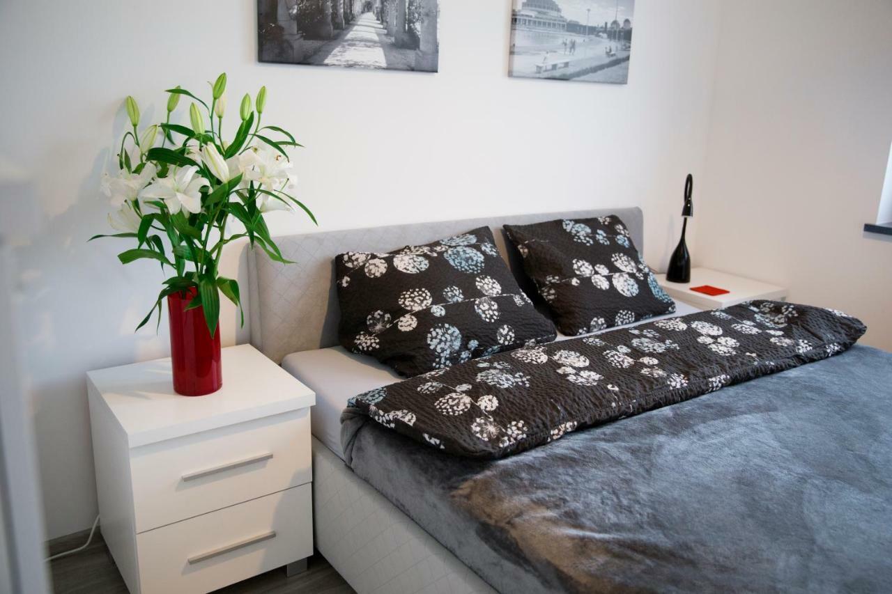 Apartament 102 G&W Apartment Wroclaw Ngoại thất bức ảnh